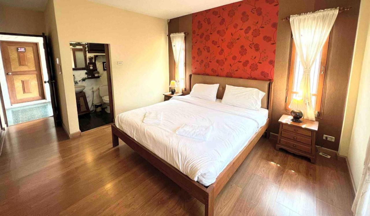 Plumeriahome Near Walking Street Chiang Mai Exteriör bild
